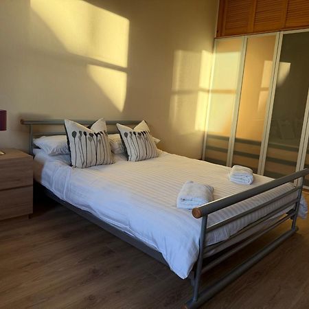 Mallaig Self Catering Apartment Bagian luar foto