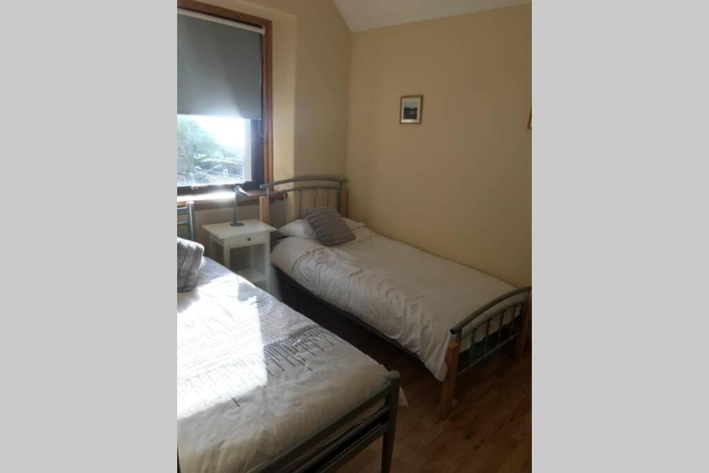 Mallaig Self Catering Apartment Bagian luar foto