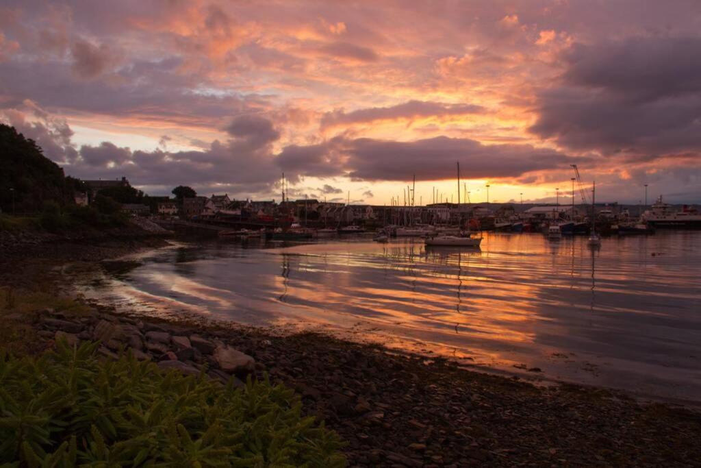 Mallaig Self Catering Apartment Bagian luar foto